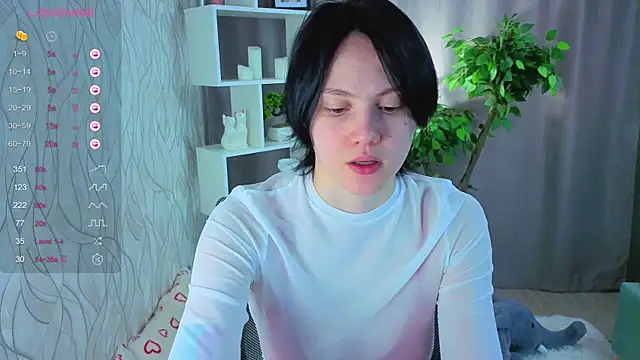 MaryCoopeer online show from September 22, 2025, 5:09 am