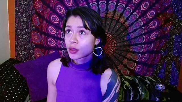 AbbySccott online show from December 23, 2024, 3:33 pm