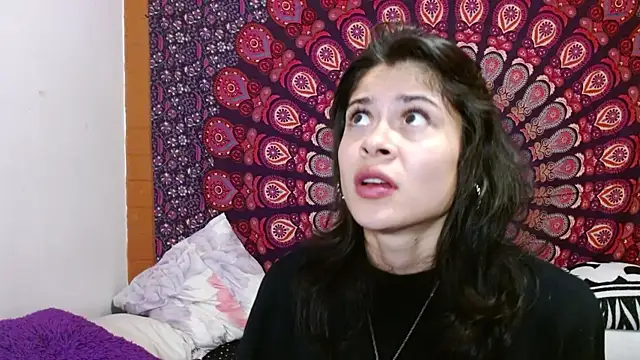 AbbySccott online show from December 18, 2025, 12:06 am