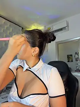 ZarahEvans online show from May 14, 2026, 8:48 pm