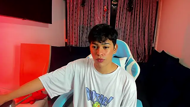 Snapshot of Franco_Rizzo_ chatting on January 10, 2025, 12:17 am Franco Rizzo  online show from January 10, 2025, 12:17 am
