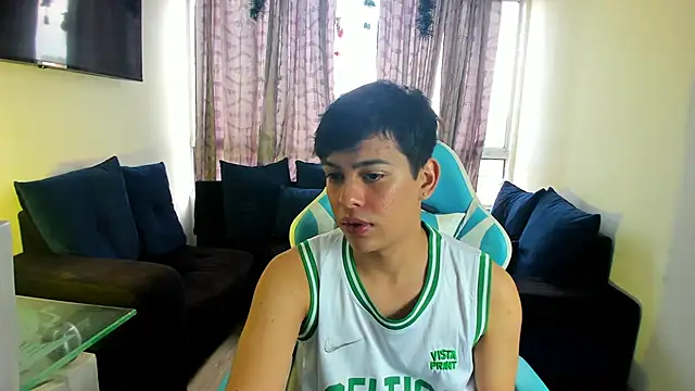 Snapshot of Franco_Rizzo_ chatting on January 14, 2025, 7:53 pm Franco Rizzo  online show from January 14, 2025, 7:53 pm