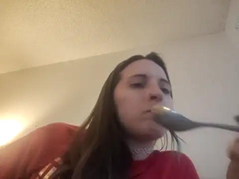 SmokeShow686 online show from April 1, 2026, 10:18 pm