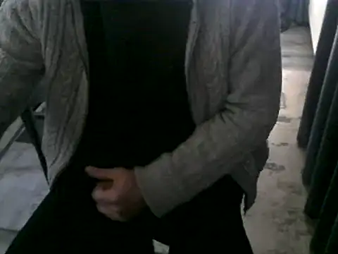 Snapshot of hornyman18cm39 chatting on February 3, 2025, 12:03 pm hornyman18cm39 online show from February 3, 2025, 12:03 pm