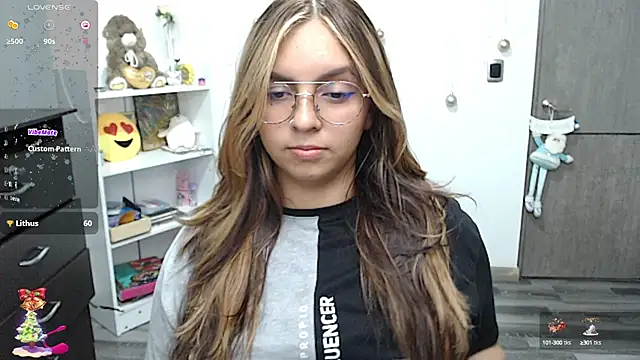 Valery7rose  online show from December 15, 2024, 9:53 pm