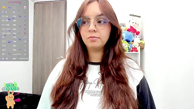 Valery7rose  online show from April 2, 2026, 4:04 pm