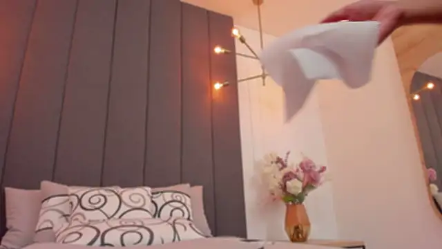 JuanaSimons online show from January 21, 2025, 2:22 am