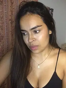 JuanaSimons online show from March 5, 2026, 1:45 am