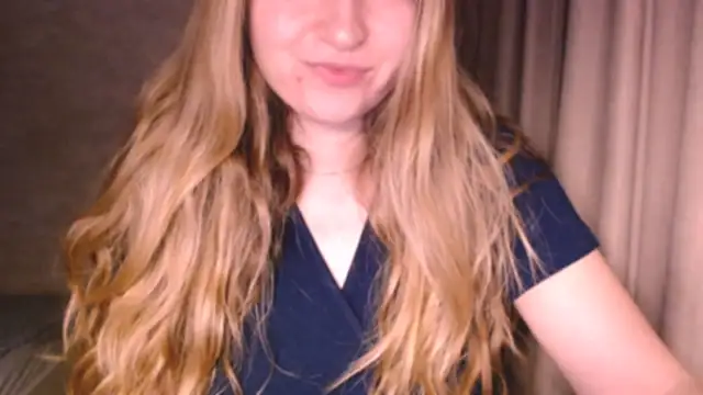 Snapshot of fiona_cute_2 chatting on November 16, 2025, 7:30 pm fiona cute 2 online show from November 16, 2025, 7:30 pm