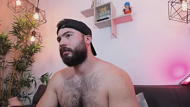 SebastianVilla  online show from May 27, 2026, 7:33 pm