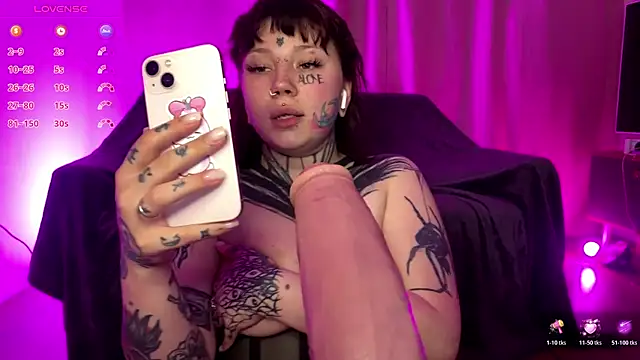 tradishka online show from April 21, 2026, 8:44 pm