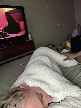 princesspassionn online show from February 23, 2026, 12:13 pm