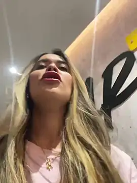 Emilia Bakerr online show from December 10, 2024, 6:17 pm