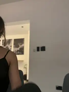 Emilia Bakerr online show from February 18, 2025, 6:15 pm