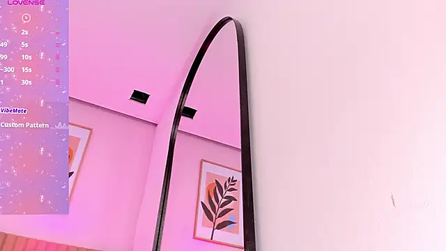 sweety bombom online show from October 29, 2025, 11:34 am