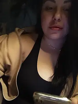 DaisyStreet online show from February 24, 2025, 8:36 pm