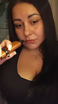 DaisyStreet online show from October 6, 2025, 4:48 pm