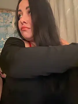 DaisyStreet online show from November 8, 2025, 6:51 pm