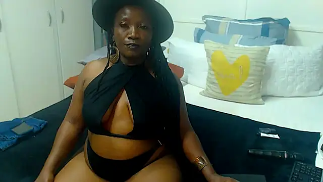 Brunettedevon33 online show from May 10, 2026, 6:46 pm