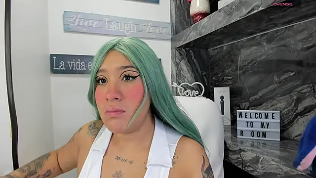 miss danika online show from November 19, 2025, 10:59 am