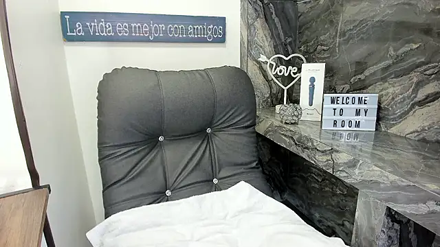 miss danika online show from March 19, 2026, 11:03 am