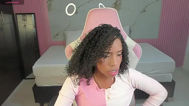 lia 16 online show from February 4, 2025, 3:47 pm