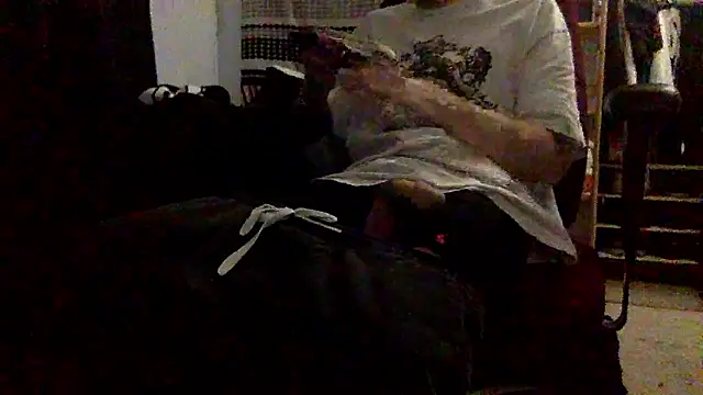 Snapshot of spicylaboi chatting on January 12, 2026, 10:37 pm spicylaboi online show from January 12, 2026, 10:37 pm