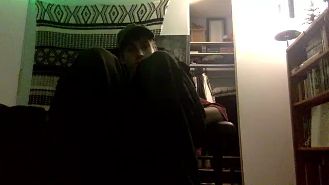 Snapshot of spicylaboi chatting on January 13, 2026, 2:22 pm spicylaboi online show from January 13, 2026, 2:22 pm