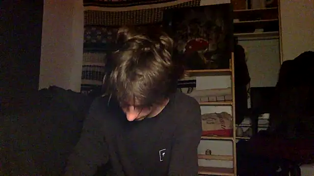 Snapshot of spicylaboi chatting on April 1, 2026, 3:40 am spicylaboi online show from April 1, 2026, 3:40 am