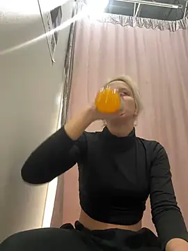 LikaCat online show from January 7, 2025, 7:10 am