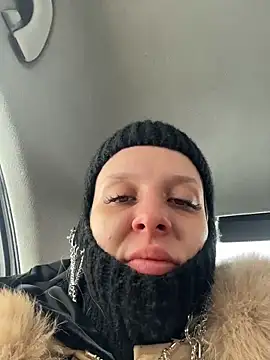 LikaCat online show from March 5, 2026, 3:02 am