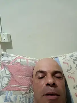 Snapshot of MysticalPolluter chatting on February 7, 2026, 6:06 am MysticalPolluter online show from February 7, 2026, 6:06 am