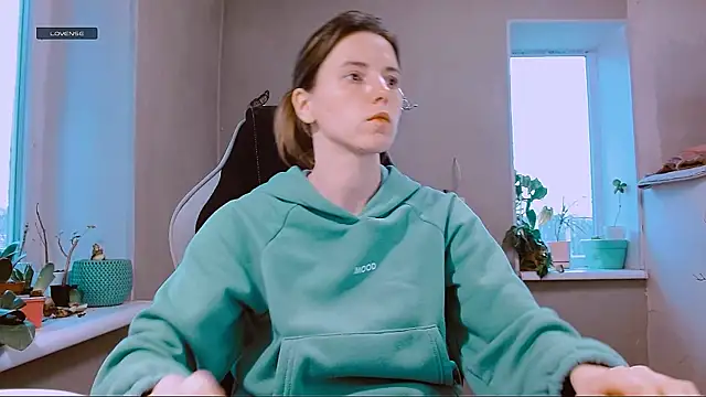 RosaJil online show from March 22, 2026, 2:20 pm