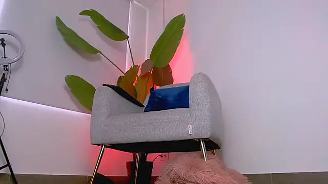 Sara ow online show from March 13, 2026, 7:53 pm