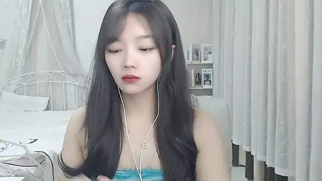 Snapshot of Jenny-Z chatting on February 14, 2026, 1:57 am Jenny-Z online show from February 14, 2026, 1:57 am