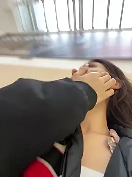 QuitieLia online show from December 26, 2024, 8:18 am