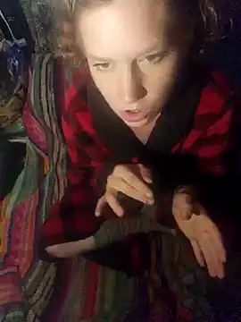 Snapshot of shadow199393 chatting on December 21, 2024, 12:53 am shadow199393 online show from December 21, 2024, 12:53 am