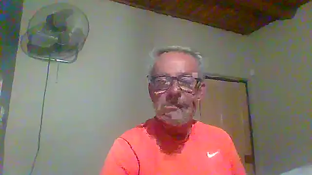 tuggy59 online show from October 11, 2025, 4:44 am