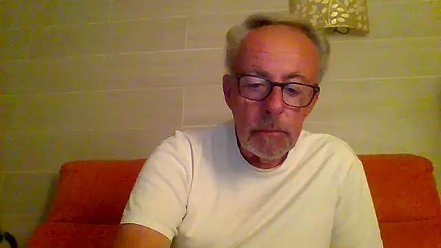 tuggy59 online show from December 5, 2025, 2:53 am