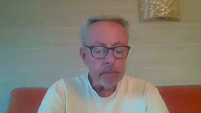 tuggy59 online show from February 18, 2026, 7:04 am