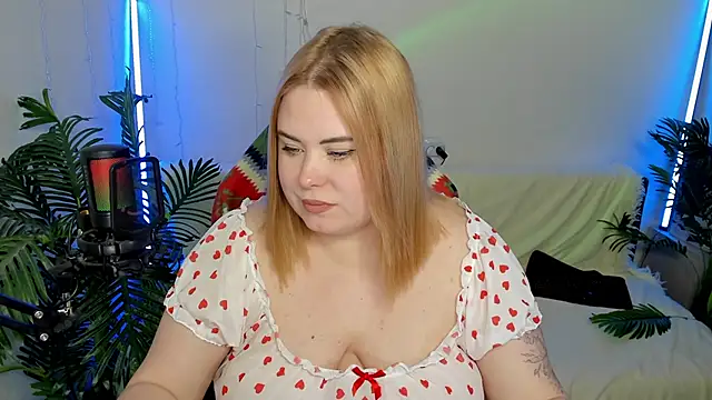 Akemi BBW online show from February 14, 2025, 6:29 pm