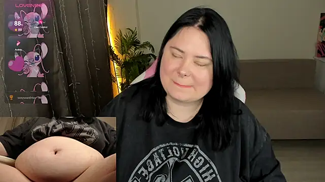 Akemi BBW online show from December 3, 2025, 5:26 am