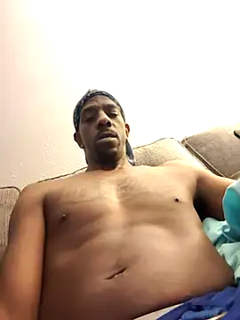 Snapshot of icyMike43 chatting on March 12, 2026, 9:26 am icyMike43 online show from March 12, 2026, 9:26 am