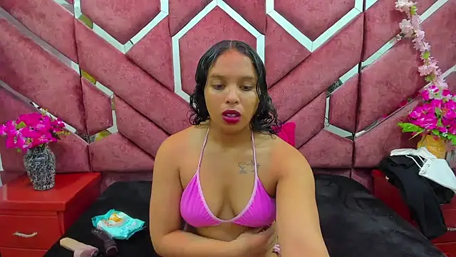 Snapshot of AnalNaugthy chatting on September 24, 2025, 11:46 am AnalNaugthy online show from September 24, 2025, 11:46 am