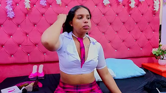 Snapshot of AnalNaugthy chatting on February 3, 2026, 11:59 am AnalNaugthy online show from February 3, 2026, 11:59 am