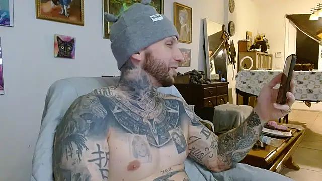 bobbybacala91 online show from April 11, 2026, 5:23 am