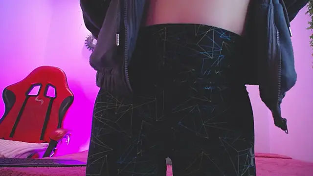 Katy Van online show from November 22, 2025, 8:52 pm