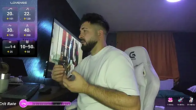 Eduu2322 online show from December 1, 2025, 10:37 pm