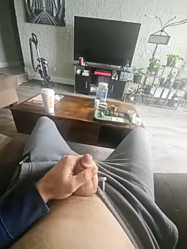 Snapshot of Cemg chatting on January 28, 2025, 3:57 pm Cemg online show from January 28, 2025, 3:57 pm