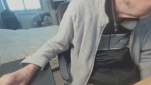 papillonhotofficial online show from March 16, 2026, 9:02 am